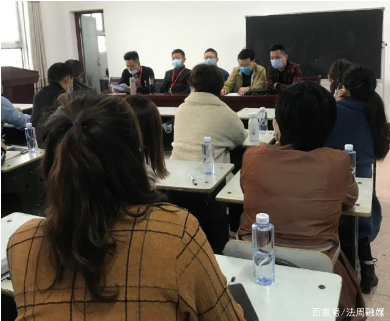 桃源楓樹鄉中心小學：召開春季校車安全會議