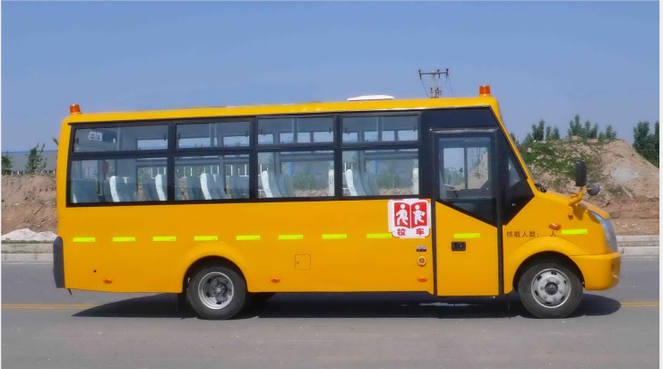 無錫市：區(qū)教育局召開緊急會議強調(diào)要進一步加強校車安全管理