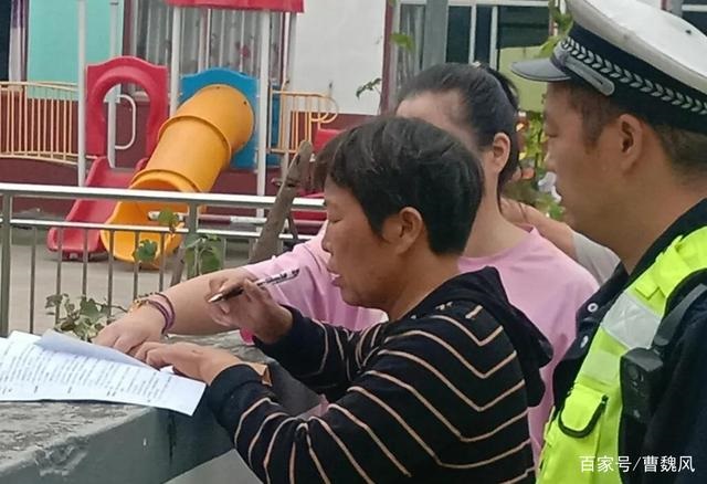 許昌建安交警嚴查嚴整轄區(qū)“黑校車”