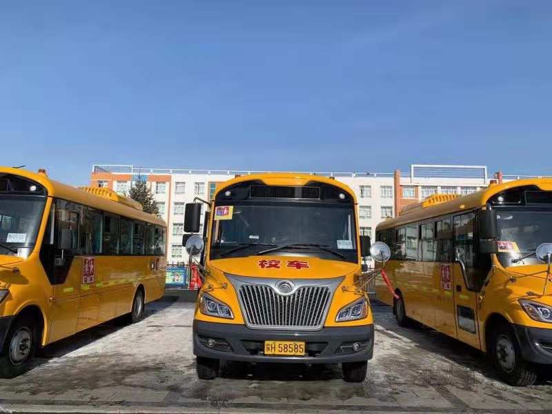 內(nèi)蒙古錫林浩特：12條定制專線開通，這些小學(xué)、幼兒園校車“上崗”了