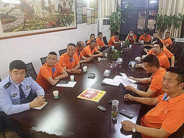 湖北：關注校車安全，鄂州大興校車一直在行動