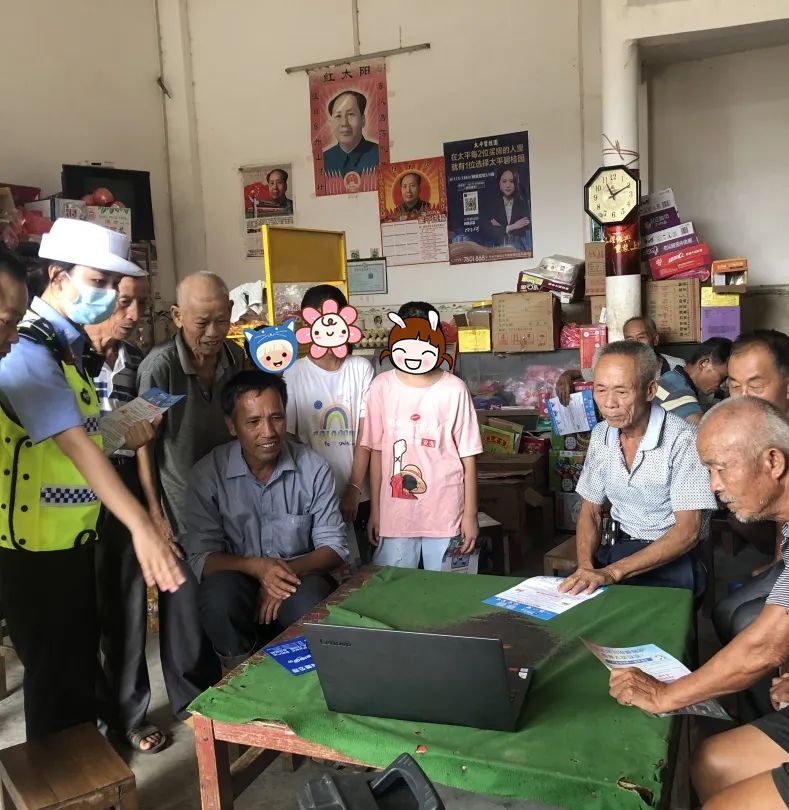 藤縣交警化身“醫(yī)生”為校車“體檢”，讓車輛“健康上路”