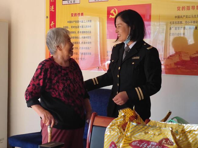 弘揚孝道！交運溫馨校車多點開花迎重陽節(jié)