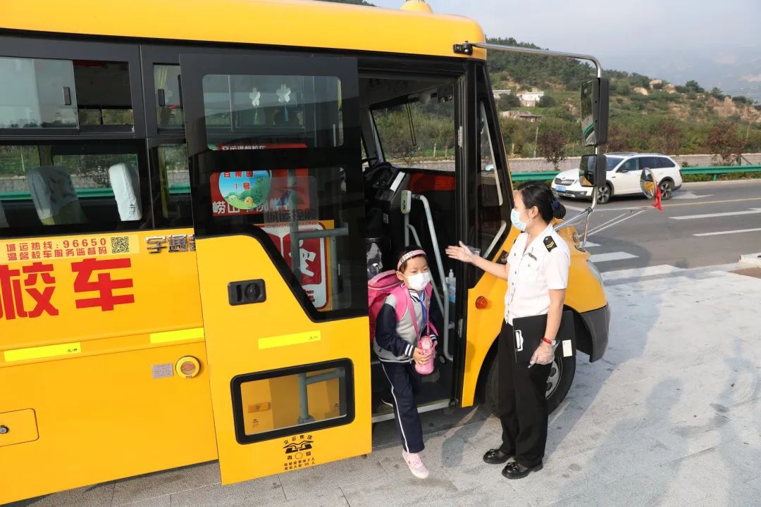 決勝百日｜校車開進大山深處 溫暖學生求學路