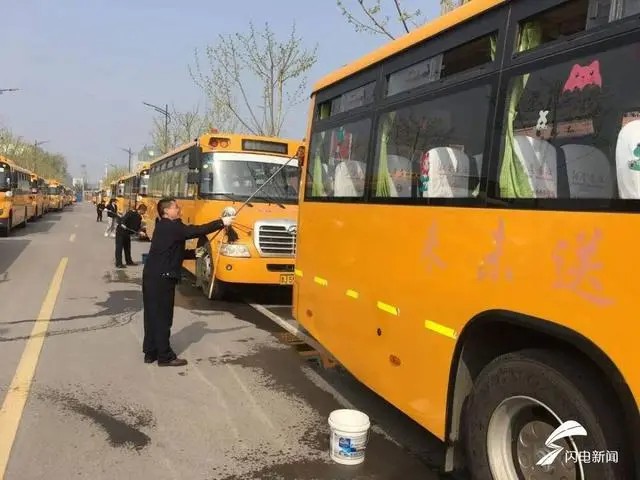 寧陽縣中小學恢復線下教學 90輛交運校車恢復常態化運行