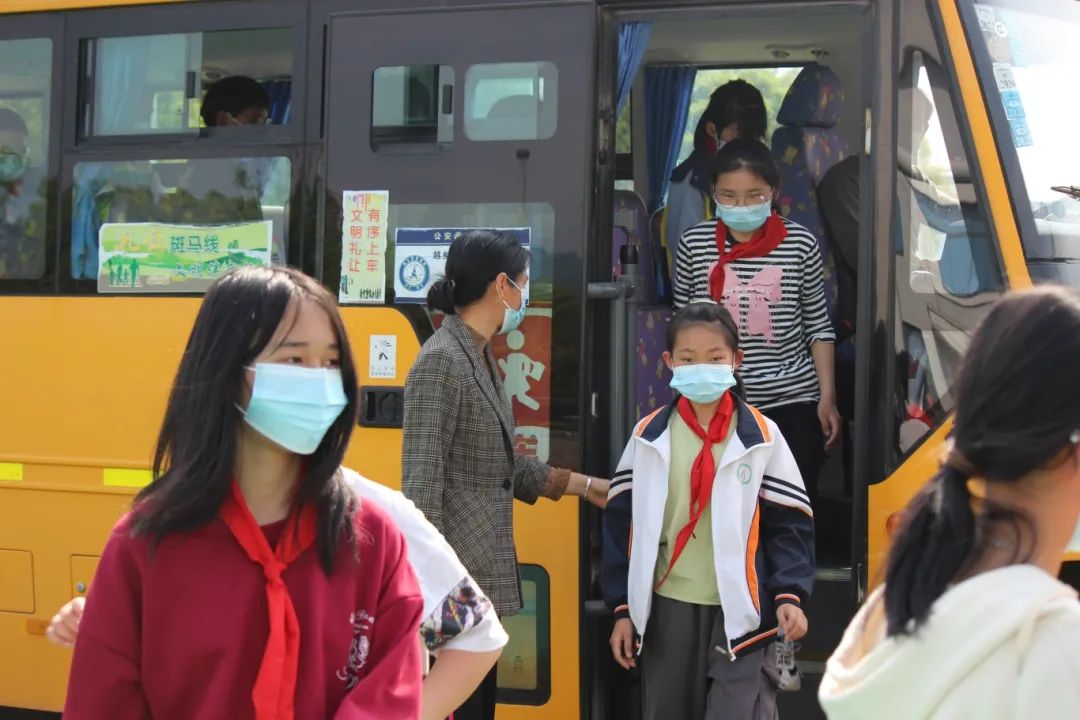 嵊州長運：守護未來，長運校車安全演練