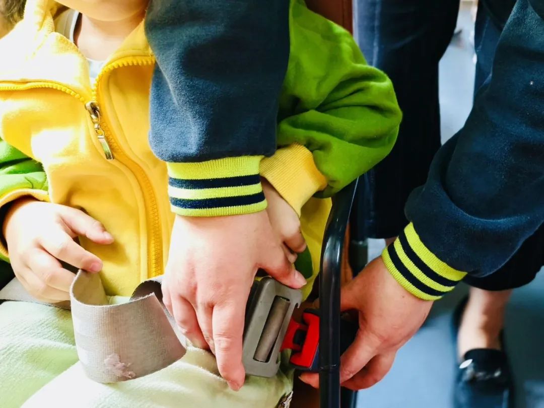 青蘋果幼稚園校車安全疏散演練