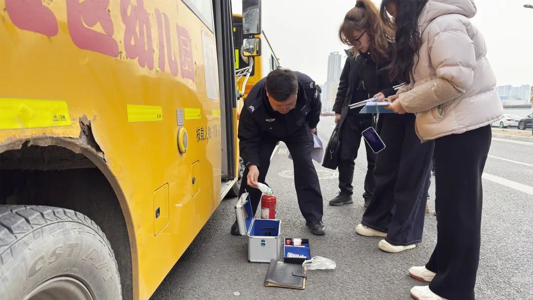 豫筑平安丨聚焦校車安全防線 護航學生乘車路