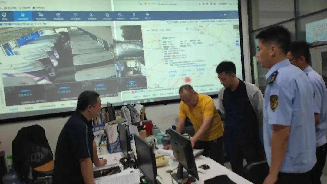 安全護航|渾南區多部門聯合開展校車安全檢查