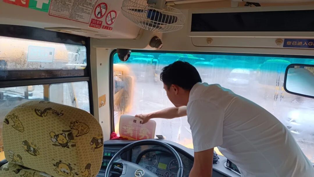 開學倒計時！三水運發開展校車安全檢查，護航學生平安“上學路”