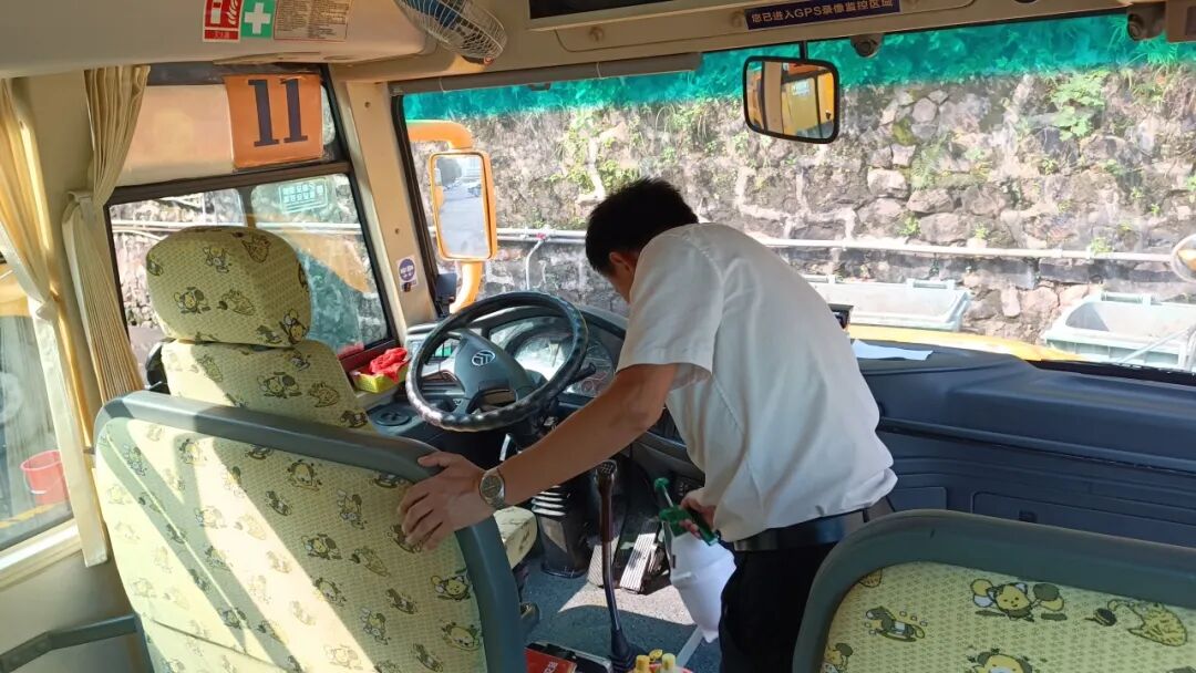 開學倒計時！三水運發開展校車安全檢查，護航學生平安“上學路”