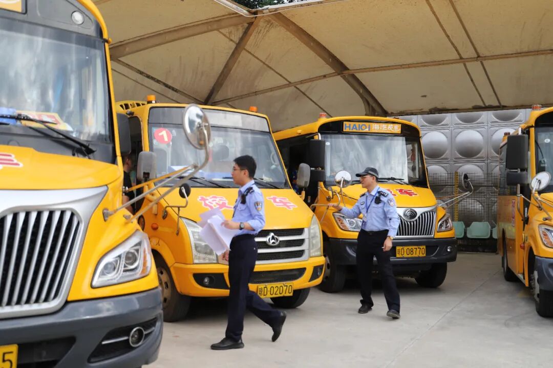 校車安全“回頭看”，嚴(yán)查隱患“零容忍”