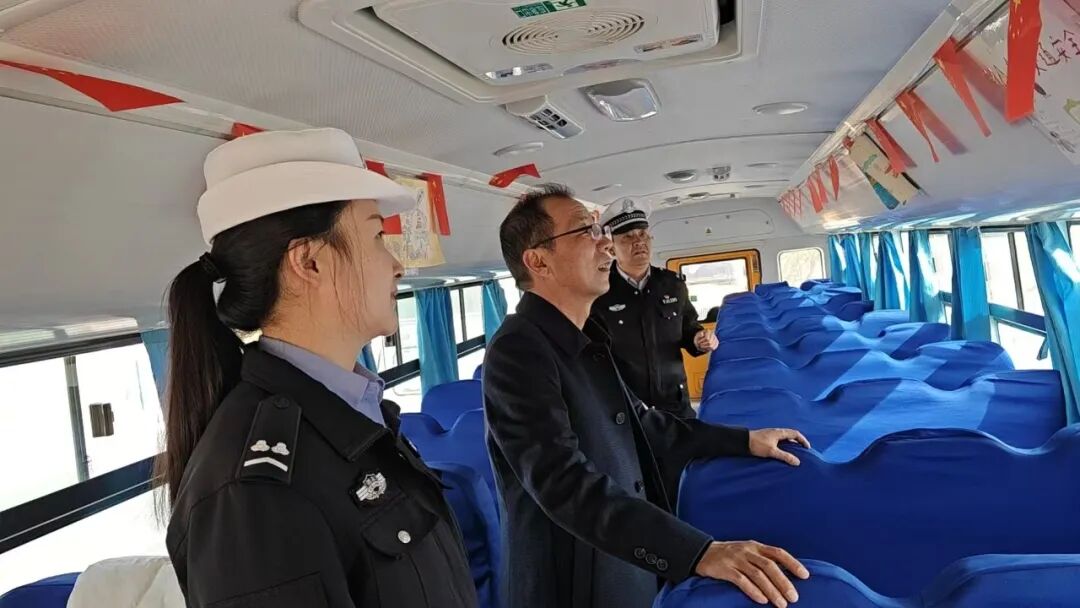 肅州區多部門聯動  筑牢春季學期校車安全防線