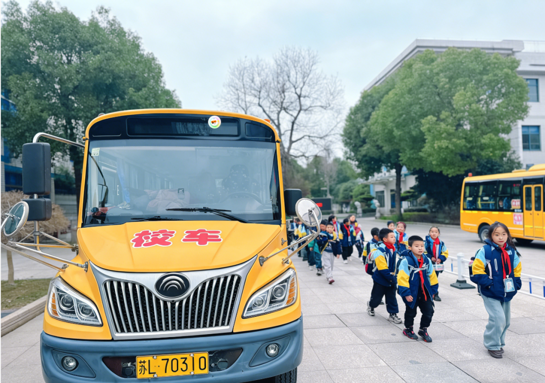 春季校車安全指南