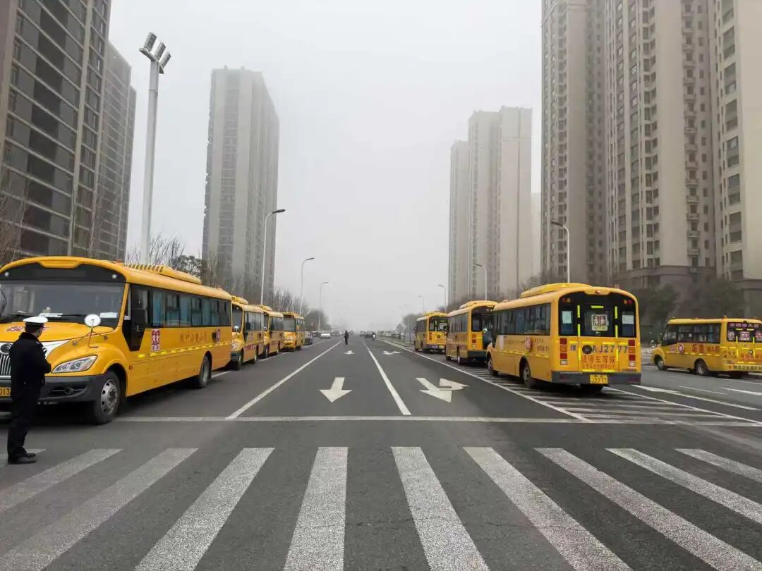 開(kāi)學(xué)季丨警校聯(lián)動(dòng)筑防線 平安護(hù)航開(kāi)學(xué)季