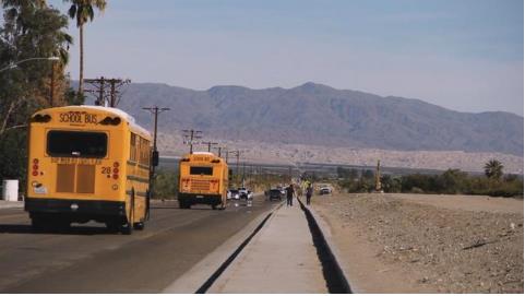 窮孩子無法上網(wǎng)課？美國無奈把校車裝上設(shè)備為社區(qū)提供免費(fèi)網(wǎng)絡(luò)