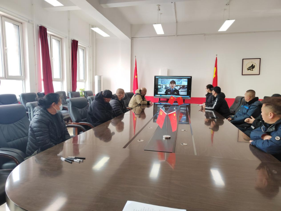 入冬之際 守護校車安全— 財落學校全面開展校車車況安全排查