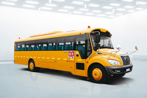 柴油引擎的校車與汽油引擎的校車該如何選擇？