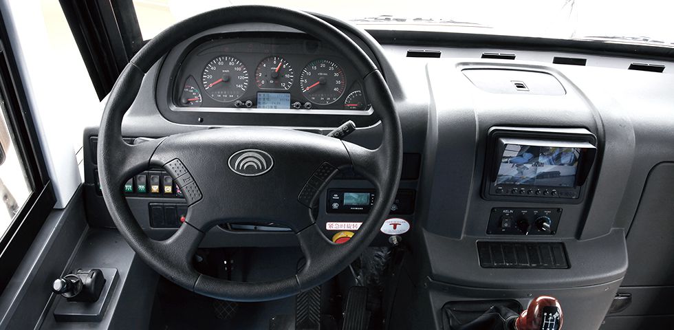 宇通1.9米窄車身校車“小超俠”上市