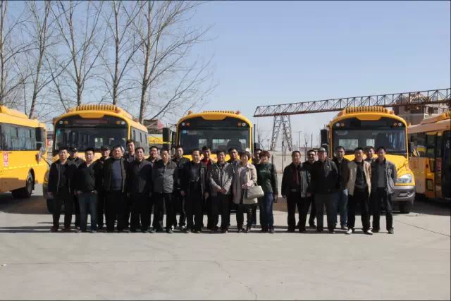 校車“上崗”前要做的事