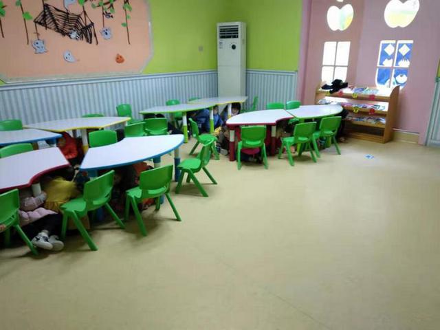 簡城青蘋果幼兒園開展“防暴防恐”演練