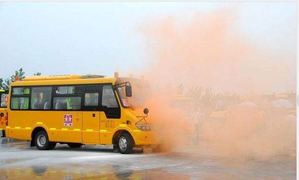 湖南永州：開展校車安全演練 保障學(xué)生出行安全