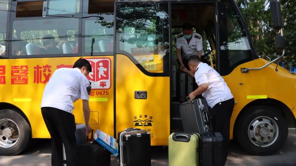 溫情守護十一載 愛心送考再啟航