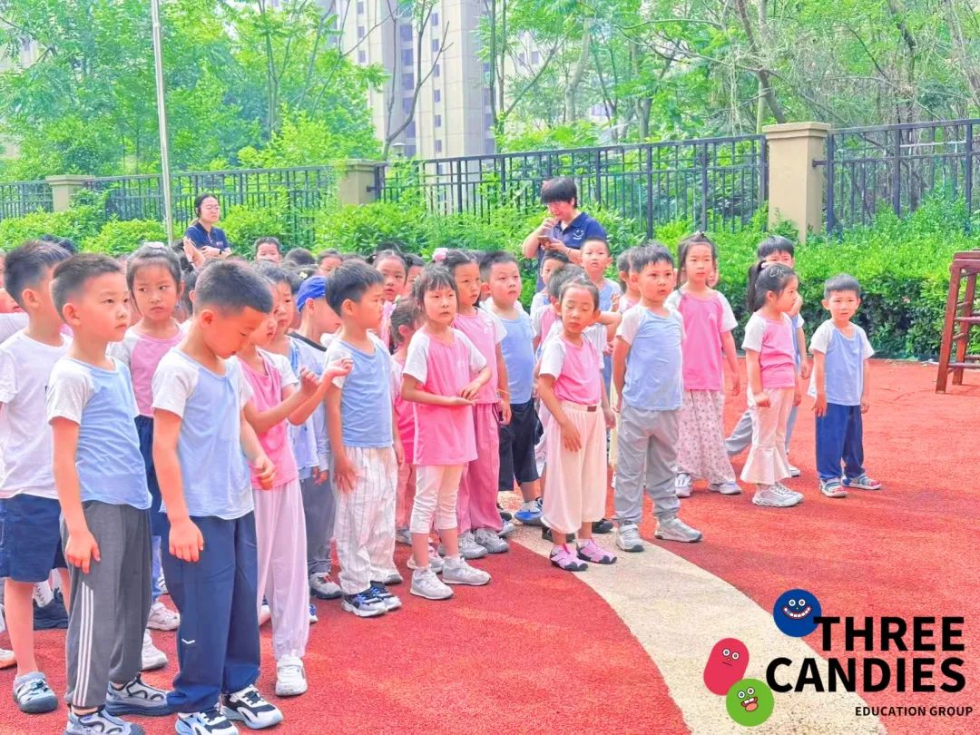 【校園安全】安全乘校車,平安伴我行——三顆糖御景新苑幼兒園校車安全應急演練 【校園安全】安全乘校車,平安伴我行——三顆糖御景新苑幼兒園校車安全應急演練