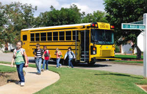 國外校車是怎么運作的？