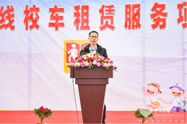 民生工程暖心更連心! 64輛宇通校車連州投運