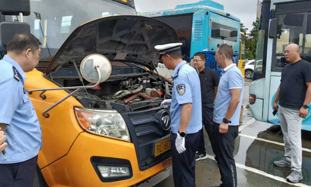 多部門聯動護學！筑牢校車安全防線