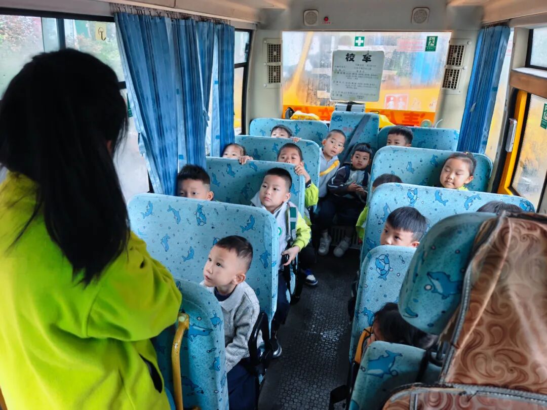 【校車安全】安全“童”行--仁懷市城北幼兒園開展校車消防安全演練活動