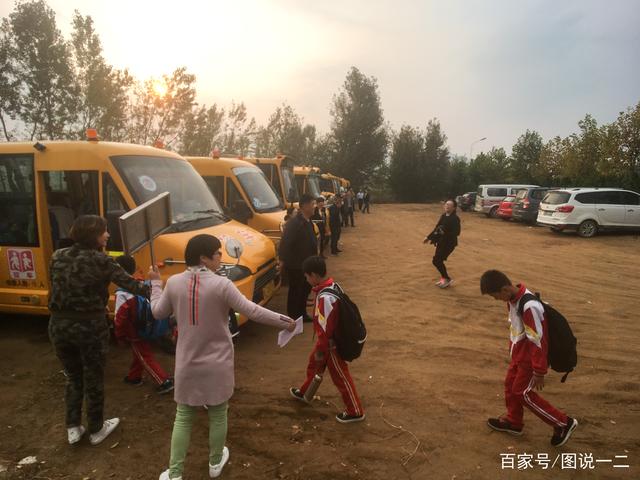 日照東港區整合校車資源 校車“私有”變“公有”