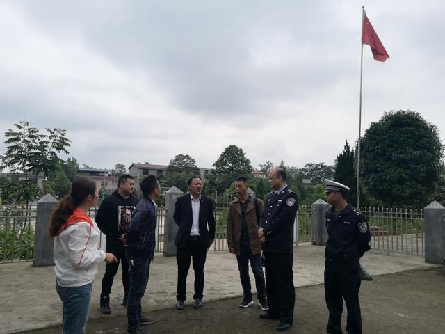 思南縣部門聯動開展校車運營專項整治行動