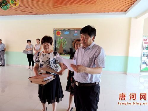 南陽(yáng)唐河縣政協(xié)對(duì)“校車安全管理”進(jìn)行專項(xiàng)民主監(jiān)督