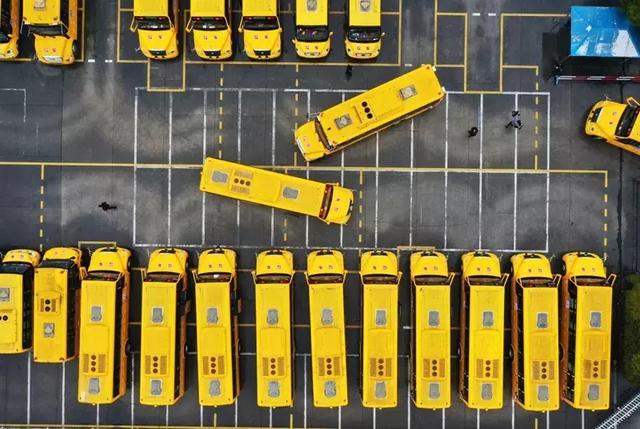 教育部發(fā)布校車安全風險預警 加強校車安全管理引各方關注