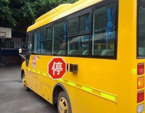 校車運營難，未來發展離不開政府的大力扶持